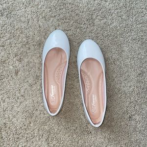 chic everyday ballet flats